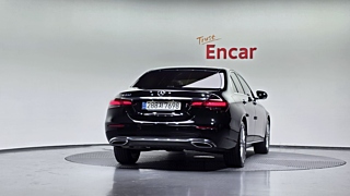 MERCEDES BENZ E-CLASS W213 2021