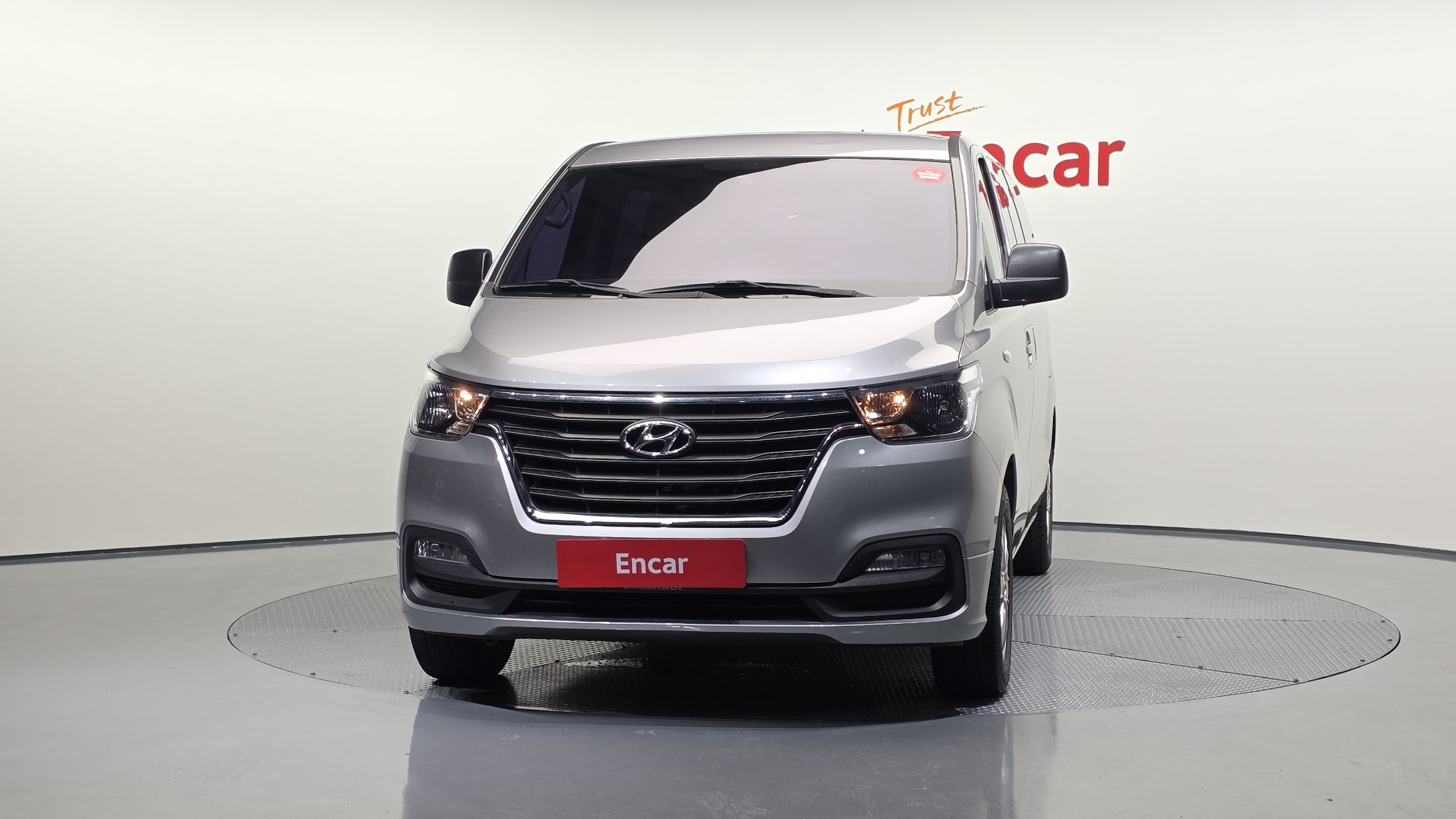 HYUNDAI STAREX GRAND 2019