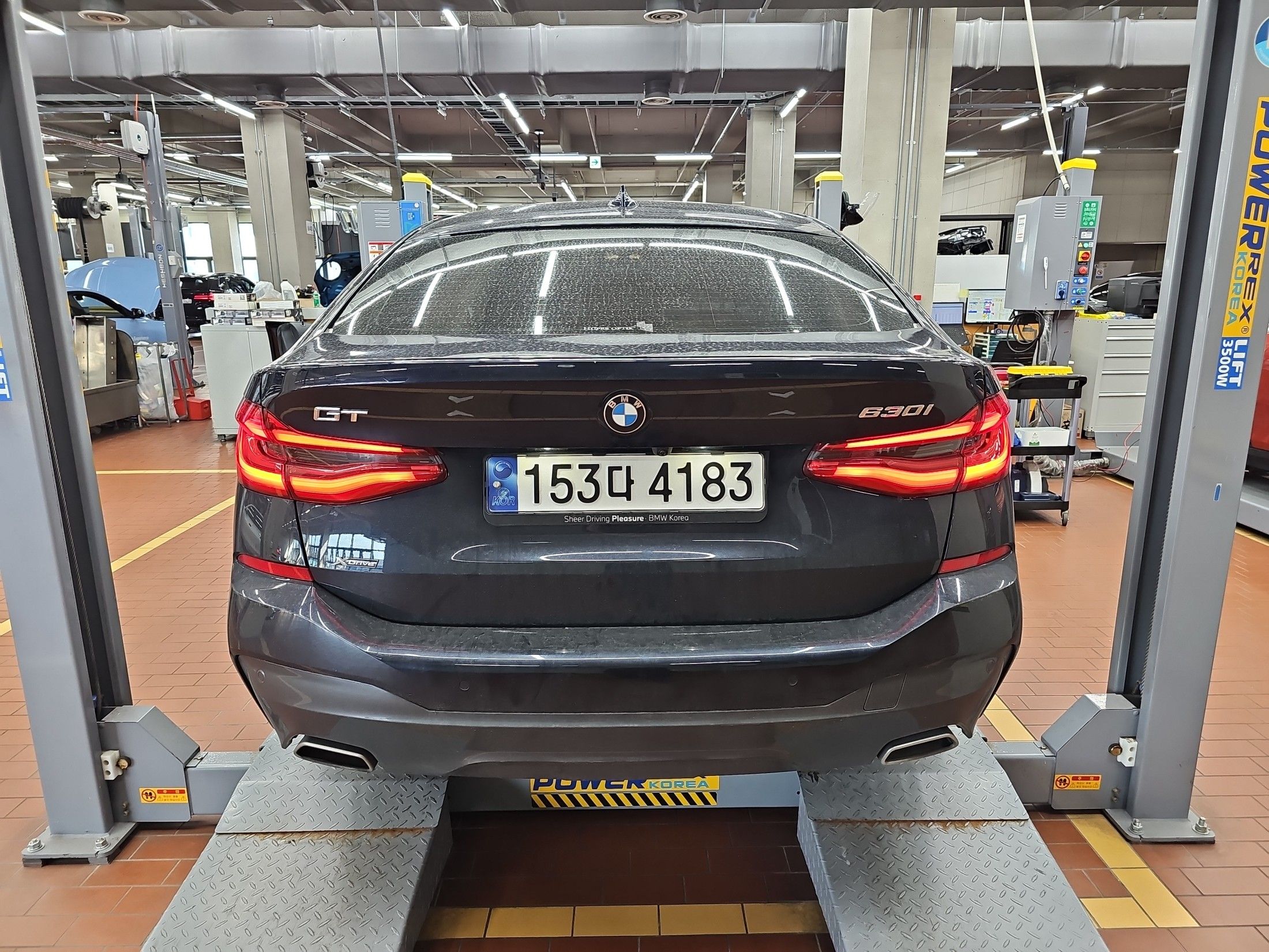 BMW 6-SERIES GT G32 2023