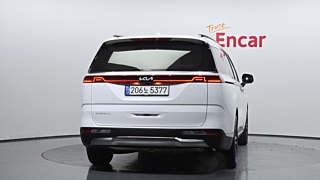 KIA CARNIVAL 2023