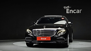 MERCEDES BENZ E-CLASS W213 2019