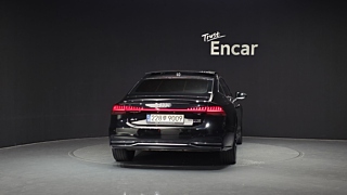 AUDI A7 4K 2021