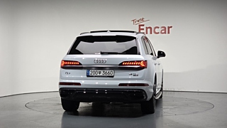 AUDI Q7 4M 2021