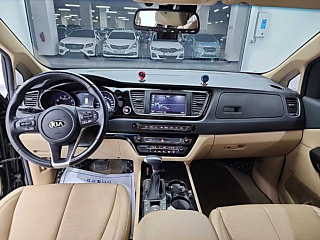KIA CARNIVAL 2018