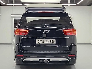 KIA CARNIVAL 2018
