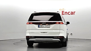 KIA CARNIVAL 2023