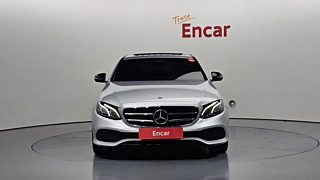 MERCEDES BENZ E-CLASS W213 2020