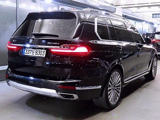 BMW X7 G07 2021