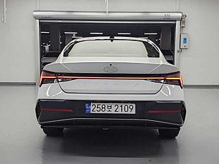 HYUNDAI AVANTE CN7 2025