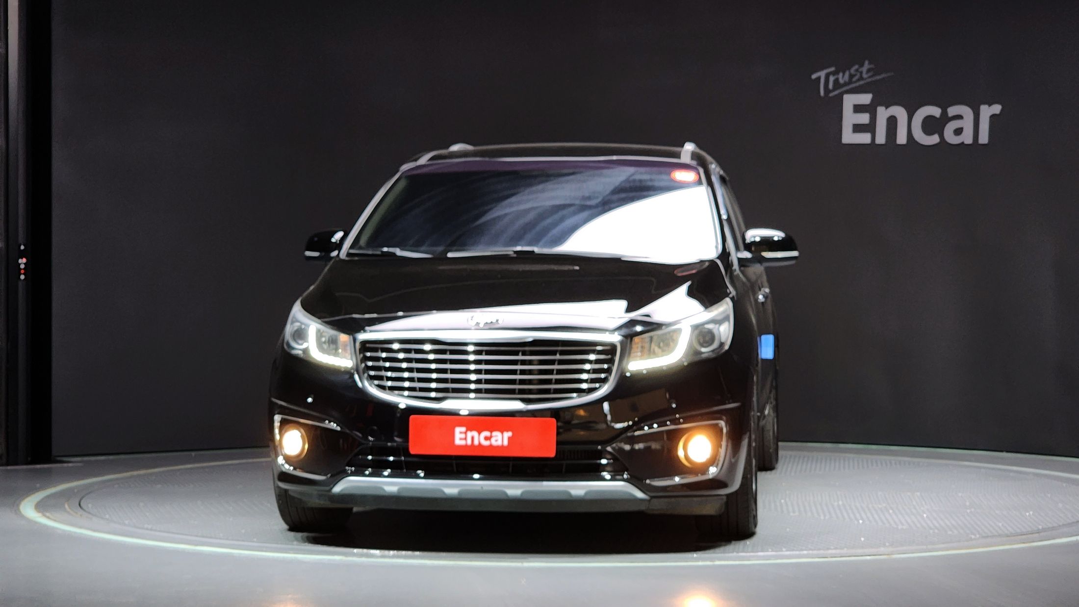 KIA CARNIVAL 2018