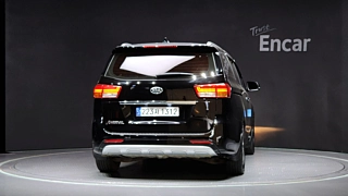 KIA CARNIVAL 2018