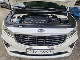 KIA CARNIVAL 2018