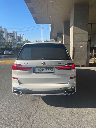 BMW X7 G07 2021