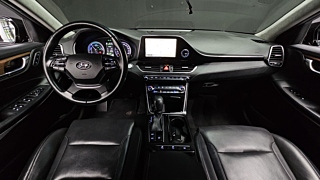 HYUNDAI GRANDEUR IG HYBRID 2017