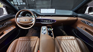 GENESIS GV70 2021
