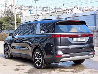 KIA CARNIVAL 2021