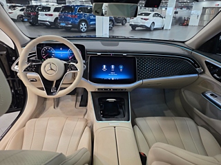 MERCEDES BENZ E-CLASS W214 2024