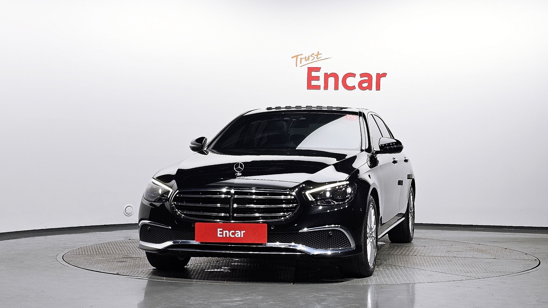 MERCEDES BENZ E-CLASS W213 2021