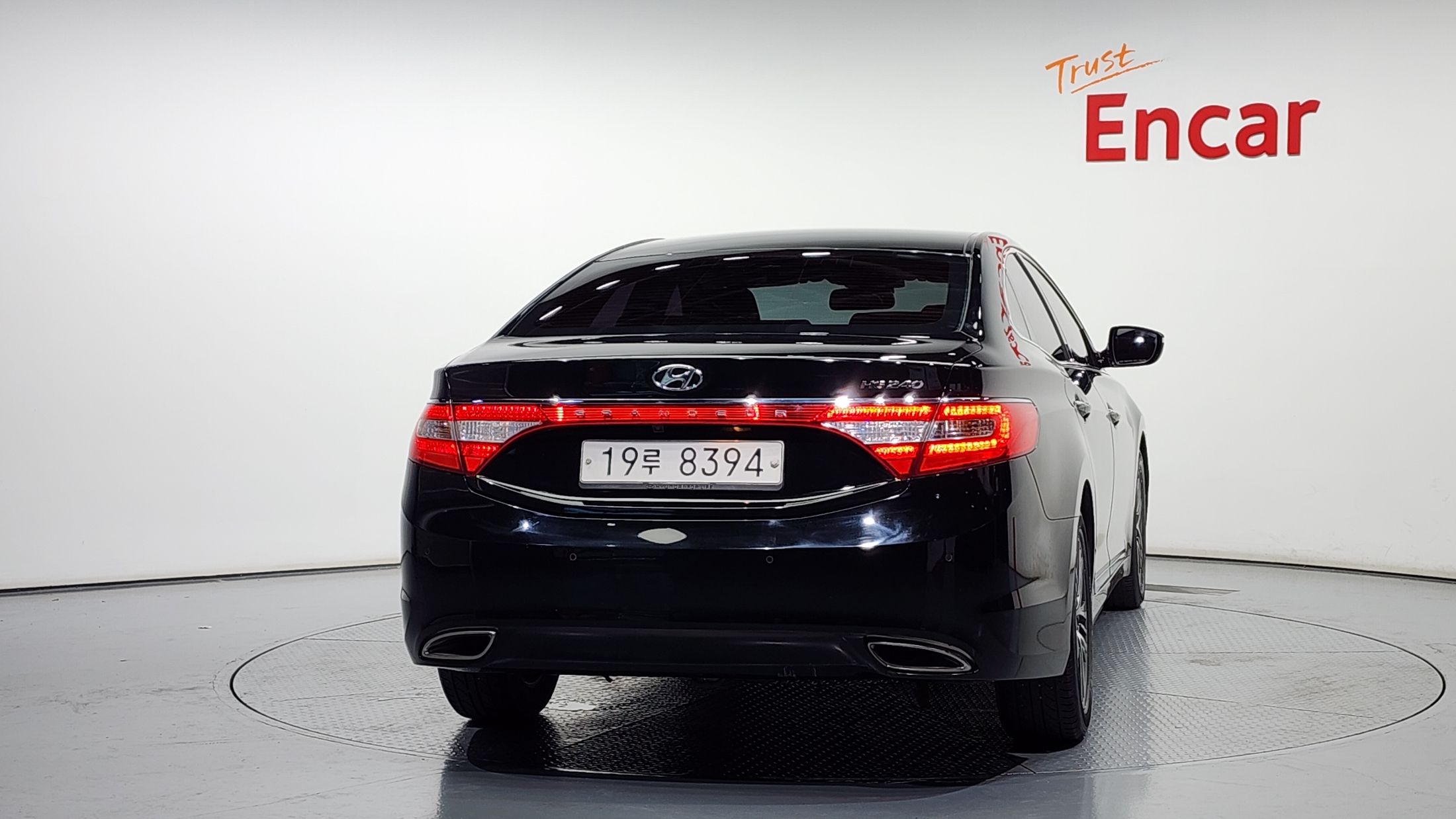 HYUNDAI GRANDEUR HG 2013