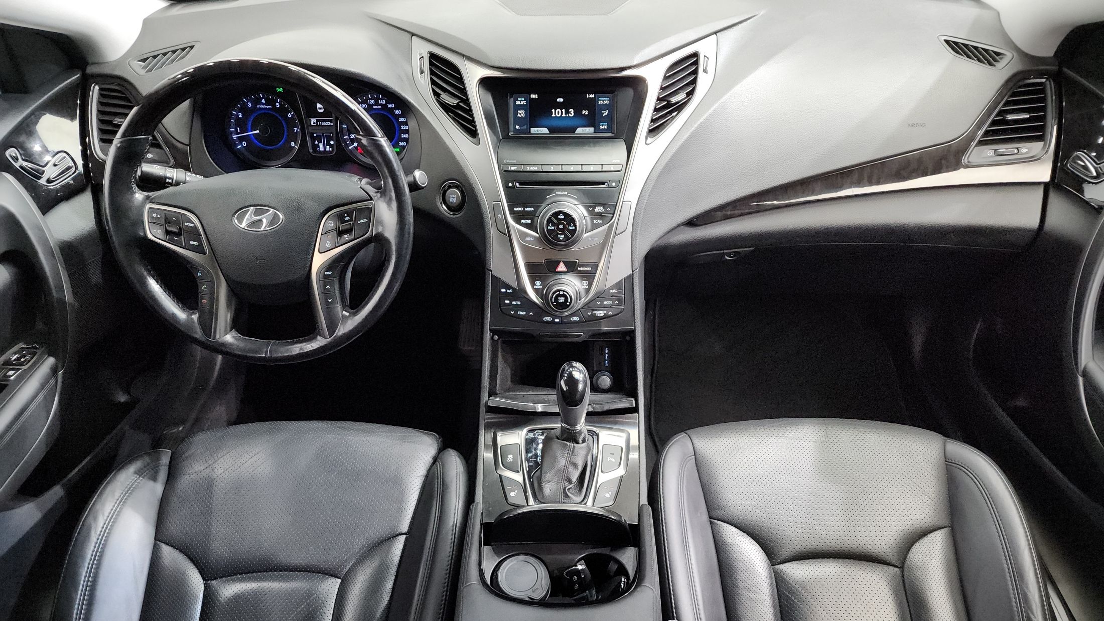 HYUNDAI GRANDEUR HG 2013