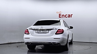 MERCEDES BENZ E-CLASS W213 2019
