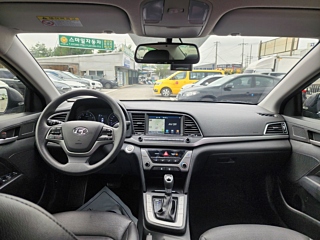 HYUNDAI AVANTE AD 2017