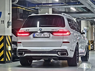 BMW X7 G07 2024