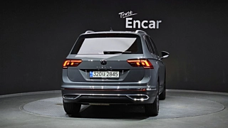 VOLKSWAGEN TIGUAN 2022