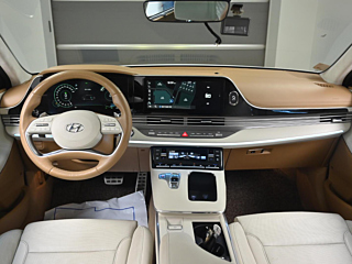 HYUNDAI GRANDEUR IG HYBRID 2020