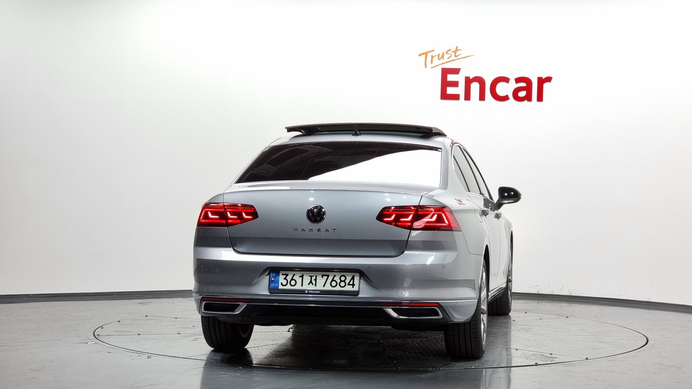 VOLKSWAGEN PASSAT GT B8 2021