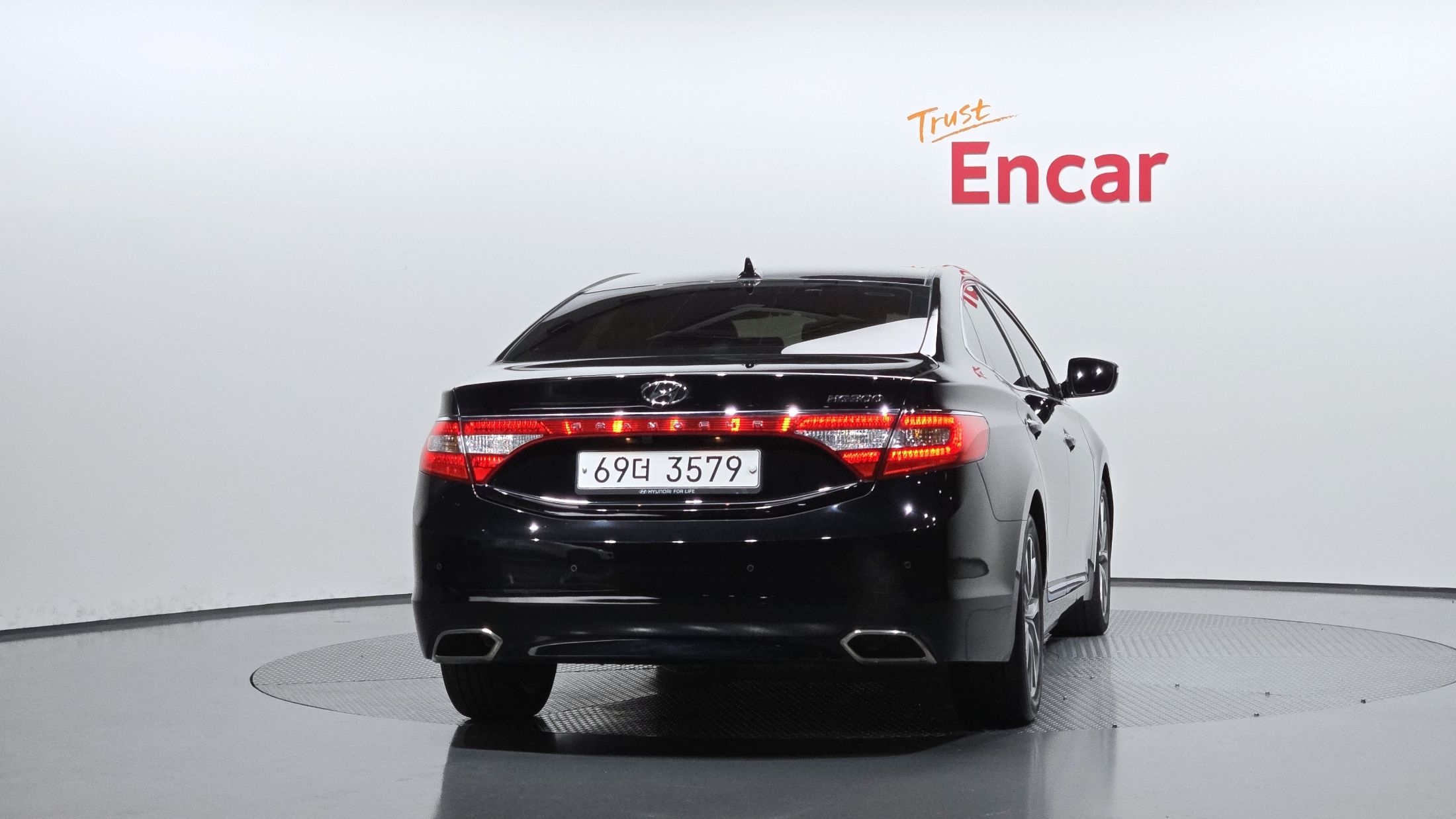 HYUNDAI GRANDEUR HG 2014