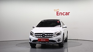 MERCEDES BENZ GLA-CLASS X156 2018