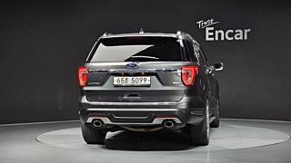 FORD EXPLORER 2018