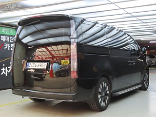 HYUNDAI STARIA 2023