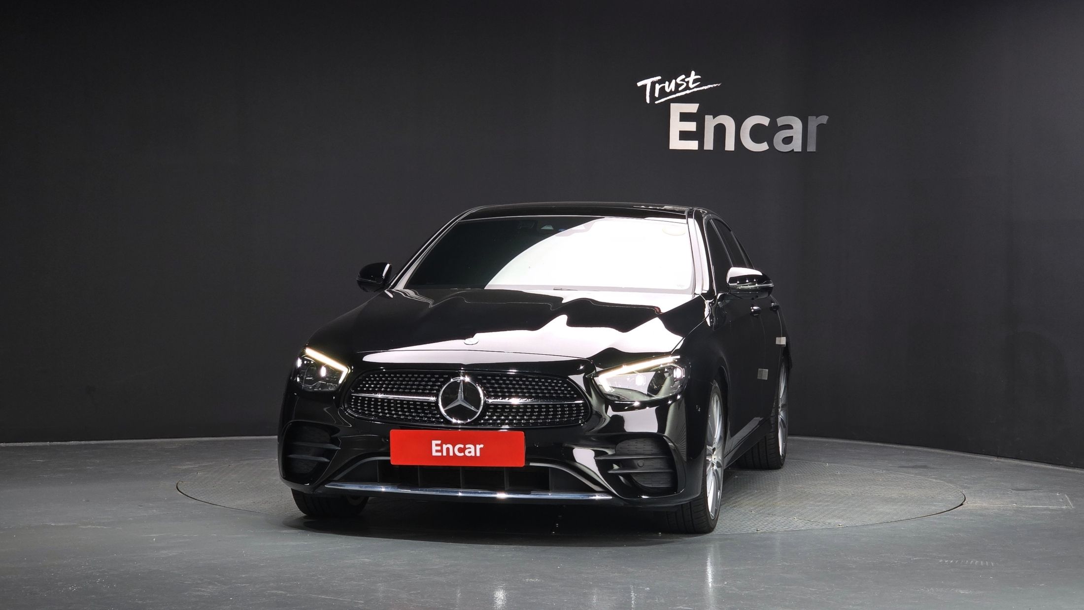 MERCEDES BENZ E-CLASS W213 2020