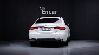 MERCEDES BENZ E-CLASS W213 2022