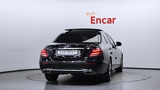 MERCEDES BENZ E-CLASS W213 2018
