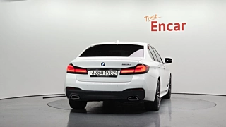 BMW 5-SERIES G30 2021