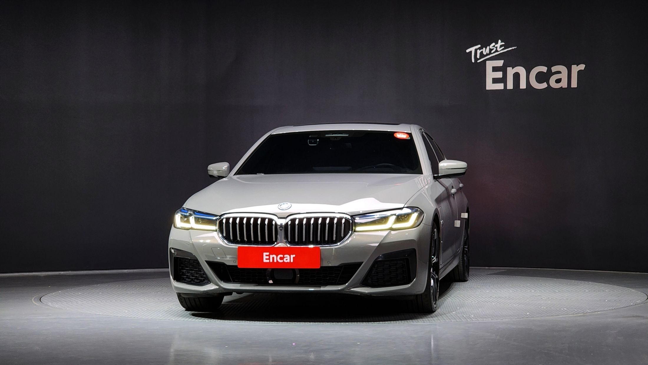 BMW 5-SERIES G30 2022