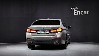 BMW 5-SERIES G30 2022