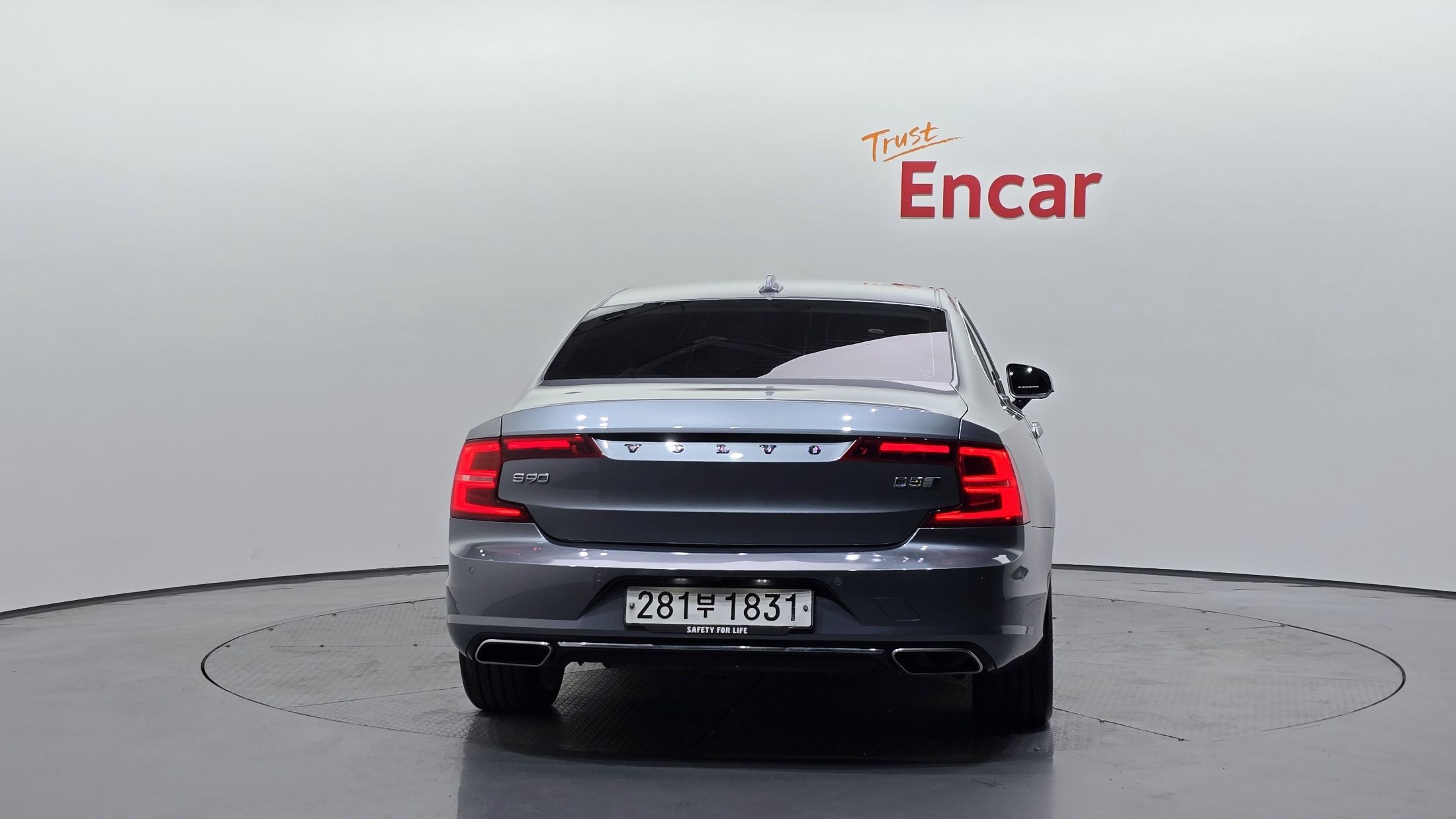 VOLVO S90 2019