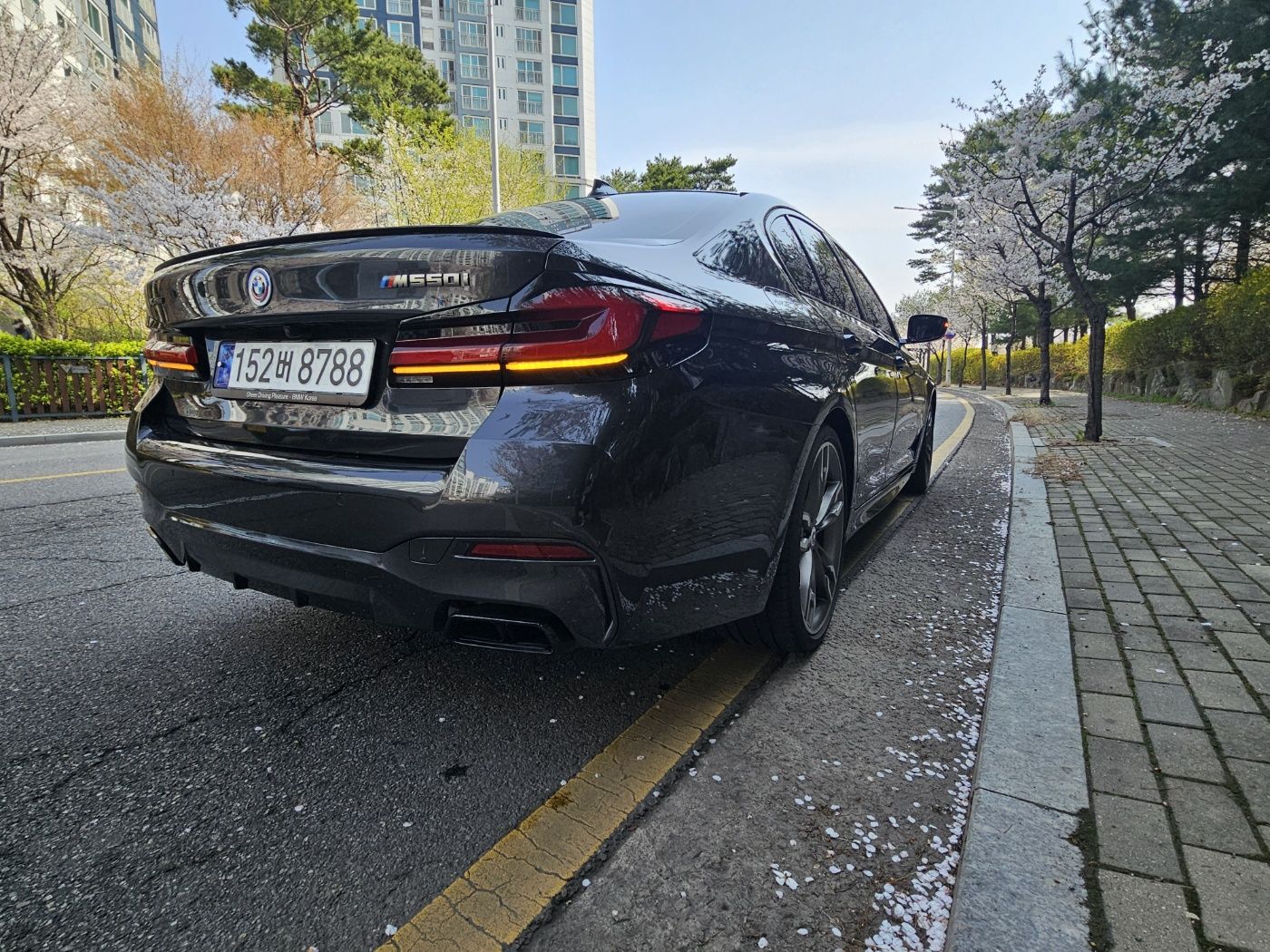 BMW 5-SERIES G30 2023