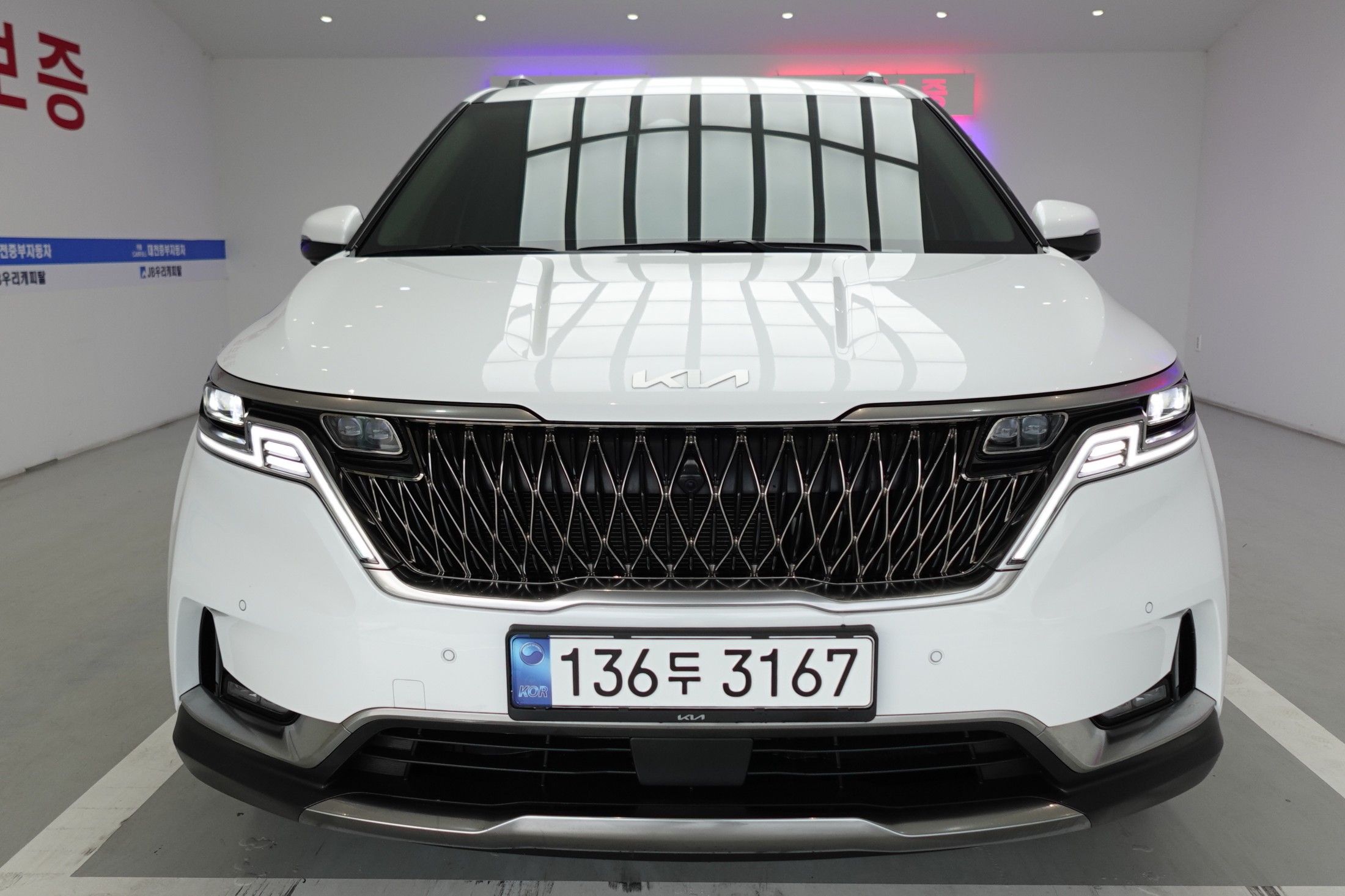 KIA CARNIVAL 2023