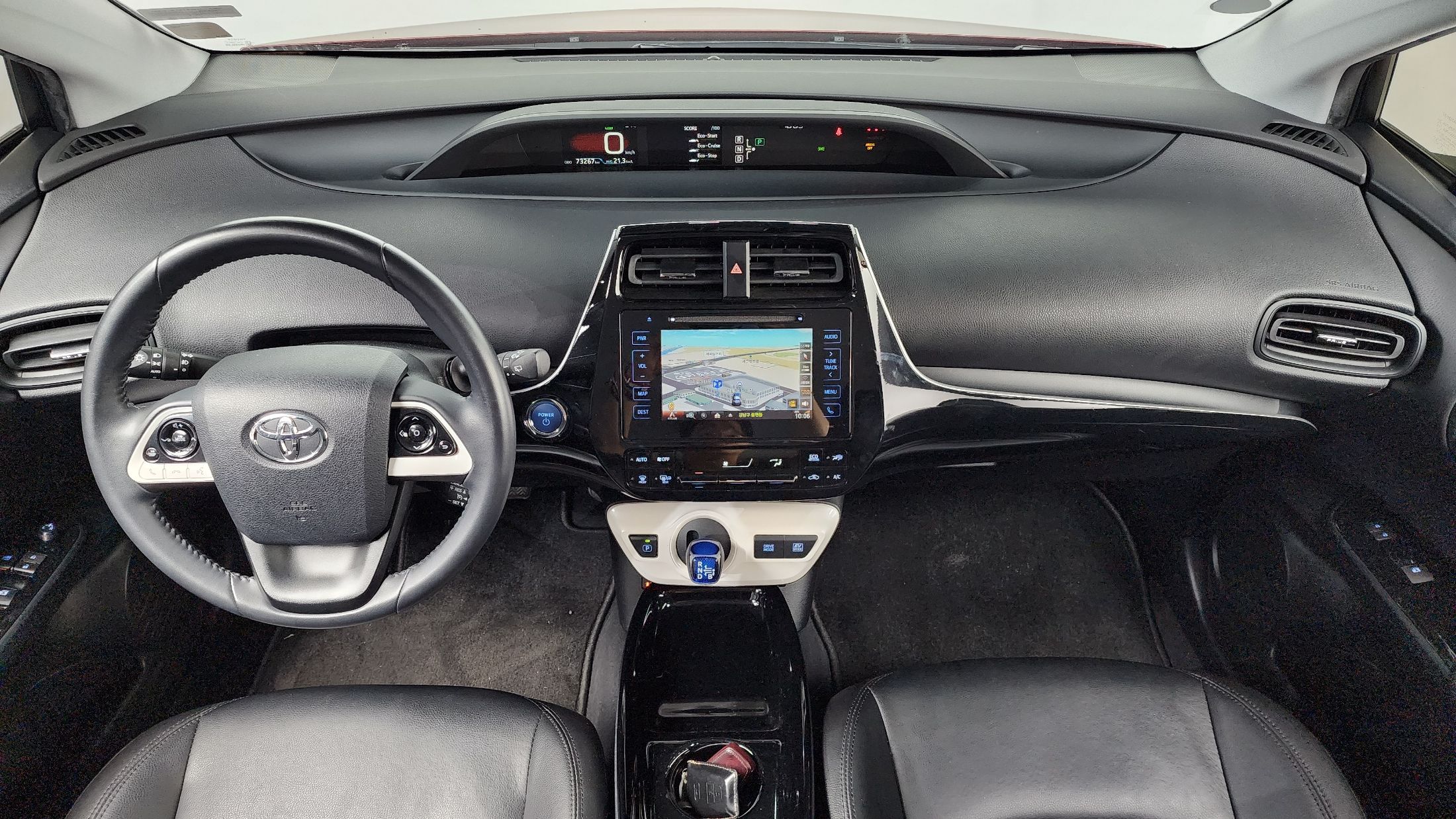 TOYOTA PRIUS 2018