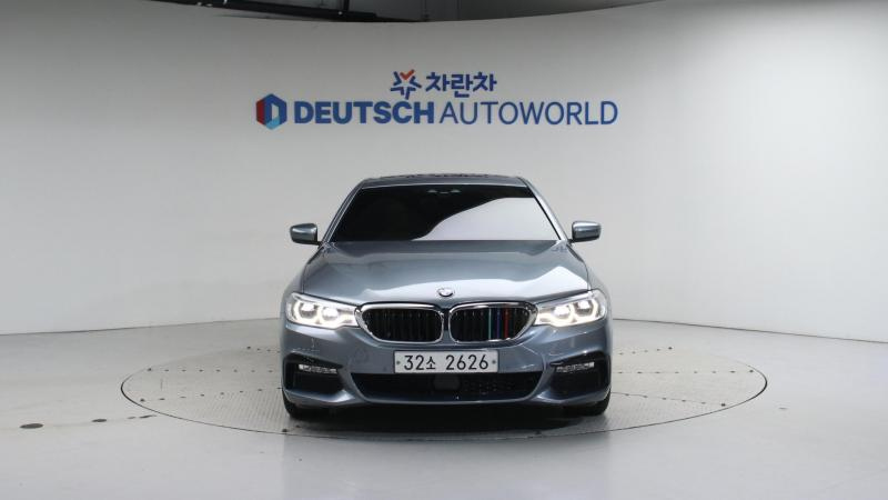 BMW 5-SERIES F10 2017