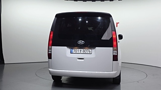 HYUNDAI STARIA 2022