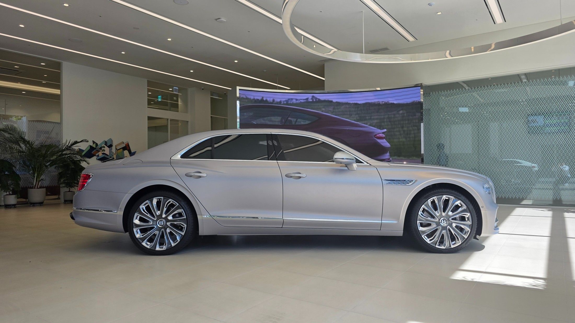 BENTLEY FLYING SPUR 2024