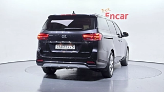 KIA CARNIVAL 2019