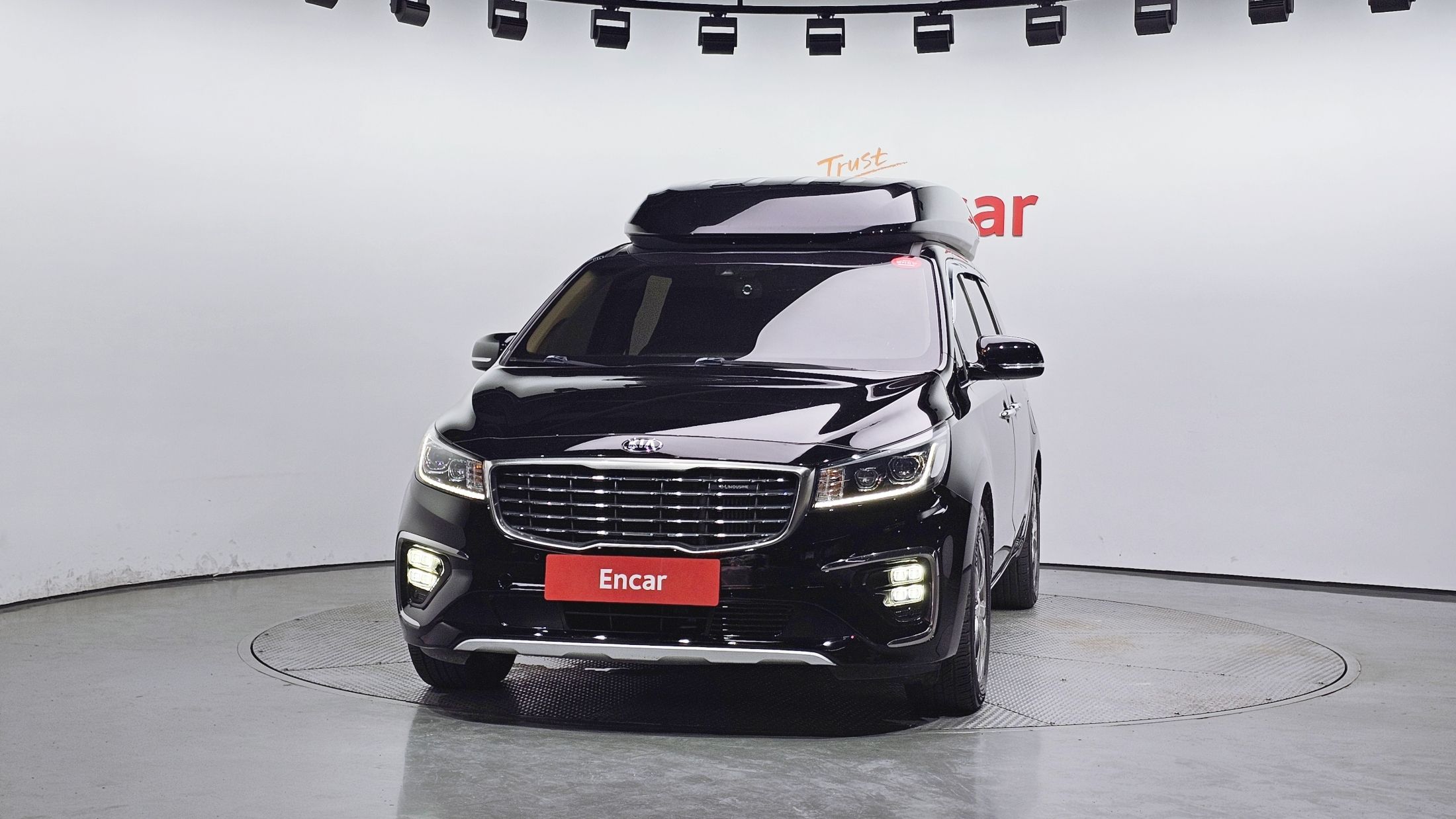 KIA CARNIVAL 2019