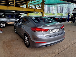 HYUNDAI AVANTE AD 2016